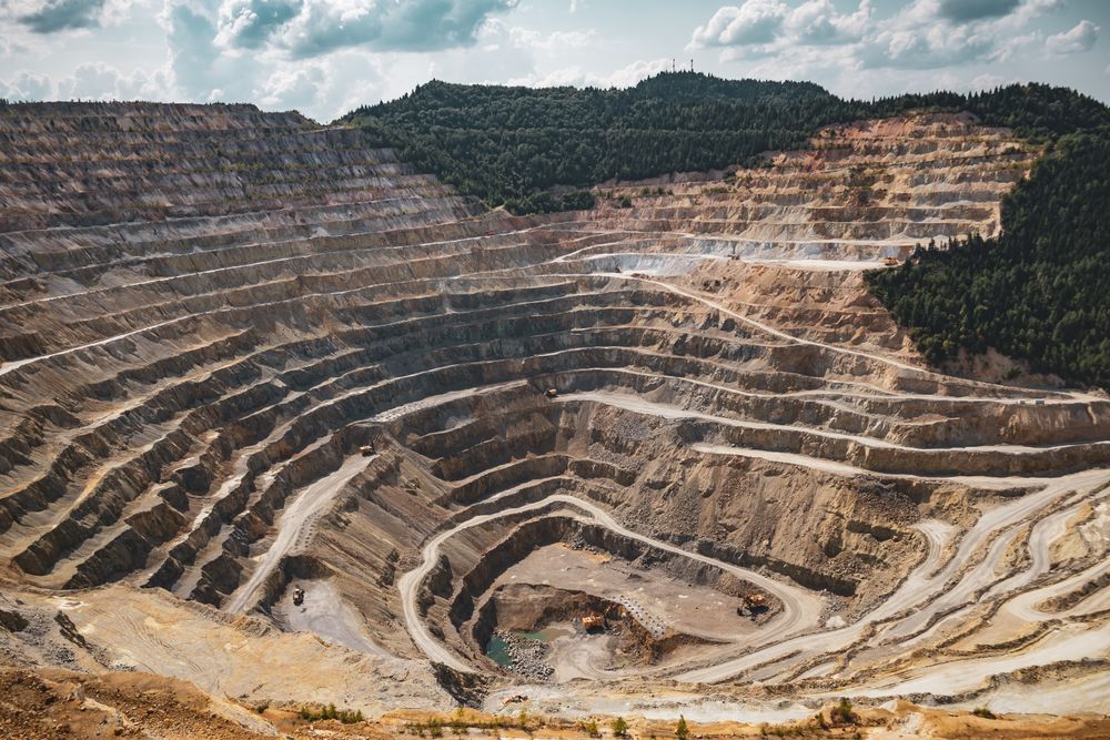 Exploracao mineira a ceu aberto